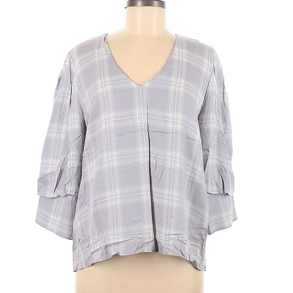 Waverly Grey 3/4 sleeve blouse - Picture 1 of 3